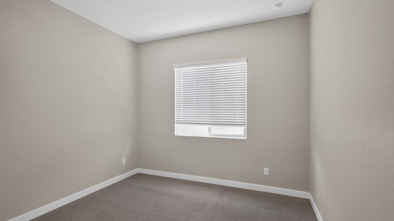 20846 S 226th Ct #1 - Photo 7 of 16