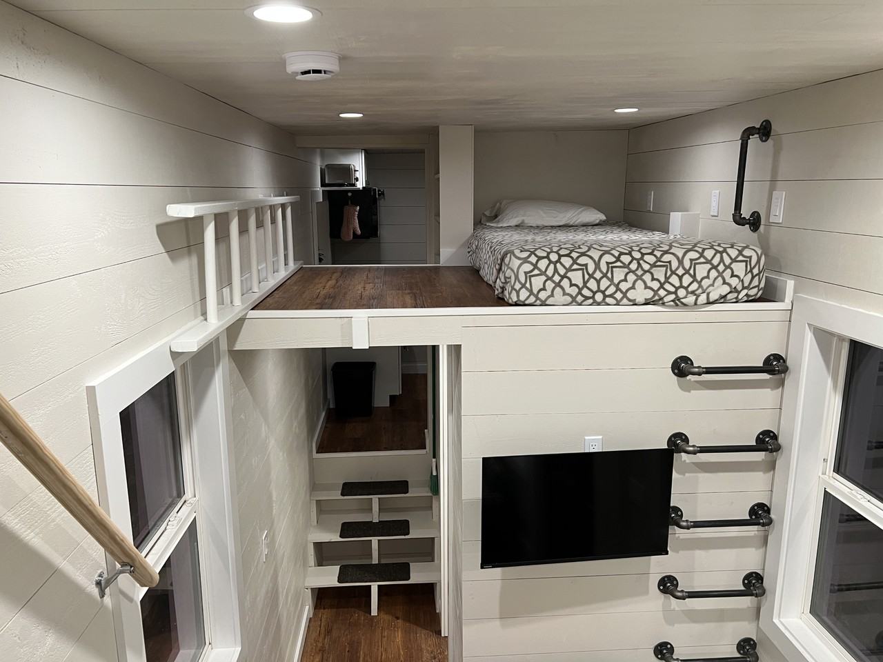 651 651 River Road - Tiny House #TINY - Photo 4 of 20
