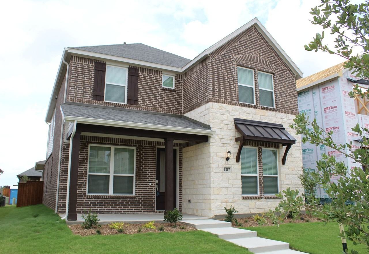 1317 Corleone Ln - Photo 2 of 24
