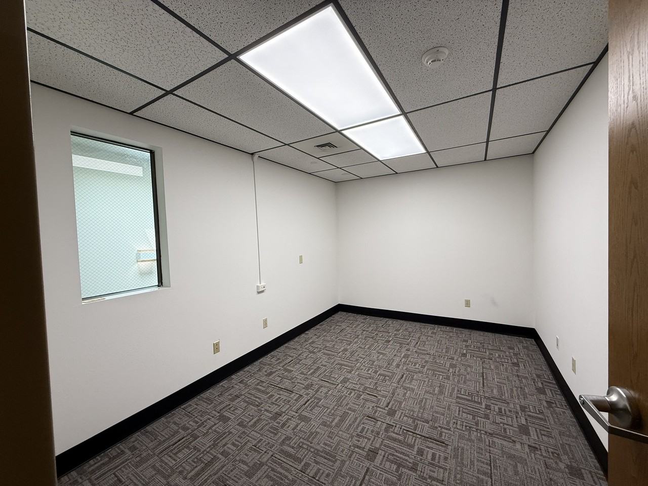 217 East Woodin Avenue - 2 F #2F - Photo 7 of 11