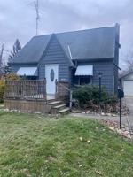 featured image of 1050 Clearview St Nw #1