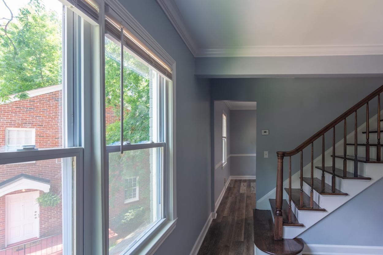 233 Kinsey Ct Ne #C - Photo 3 of 10