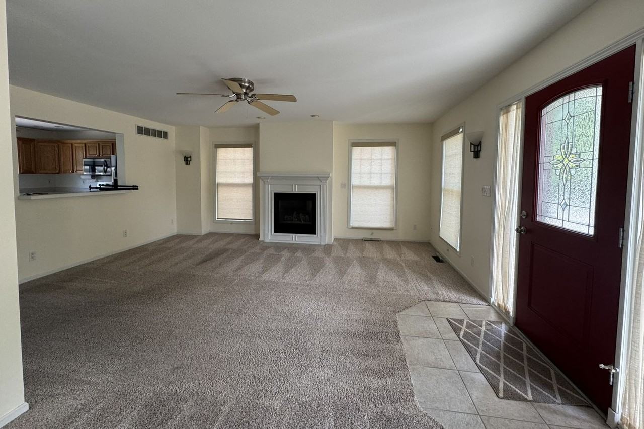 2723 Hampton St - Photo 2 of 23