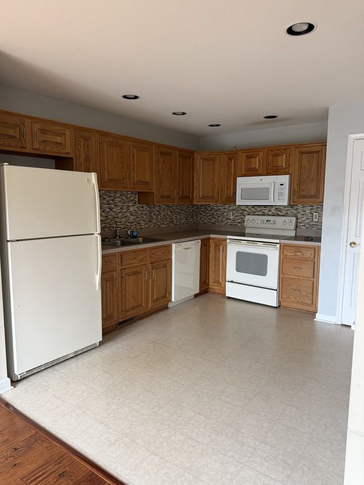 429 Northstar Dr #1 - Photo 5 of 12