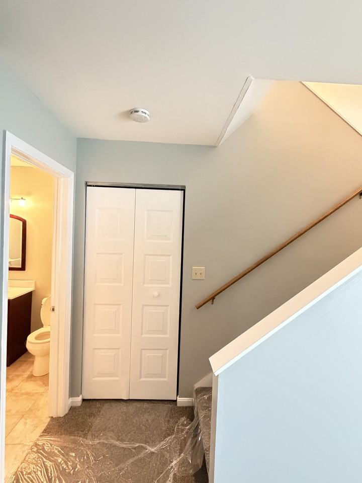 511 Thomas Rd #1 - Photo 4 of 10