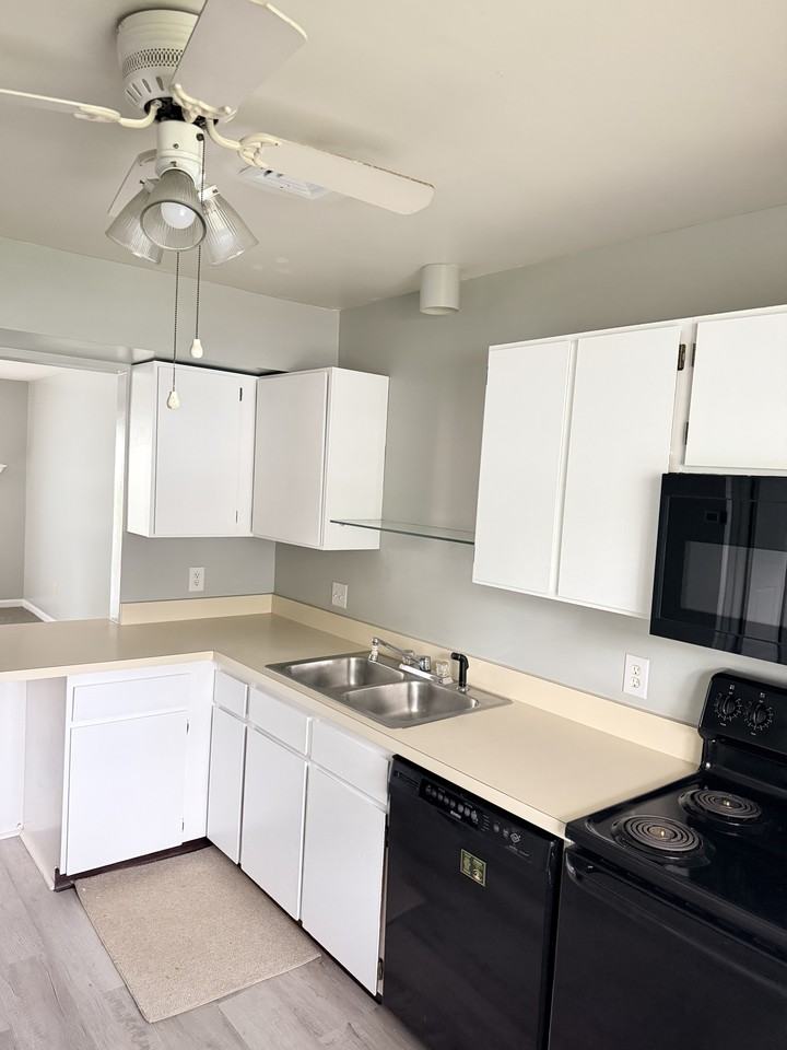 511 Thomas Rd #1 - Photo 7 of 10