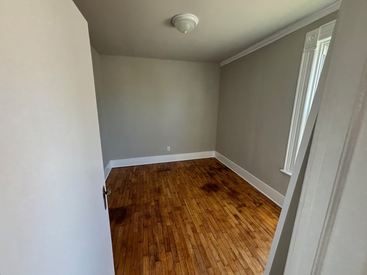 194 5th St Lowr - Photo 5 of 11