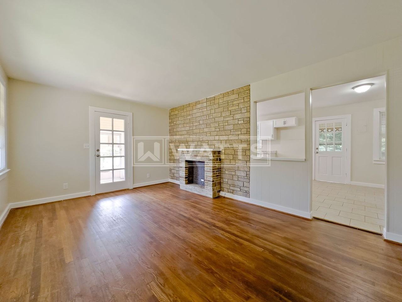 409 Foust Ct - Photo 3 of 16