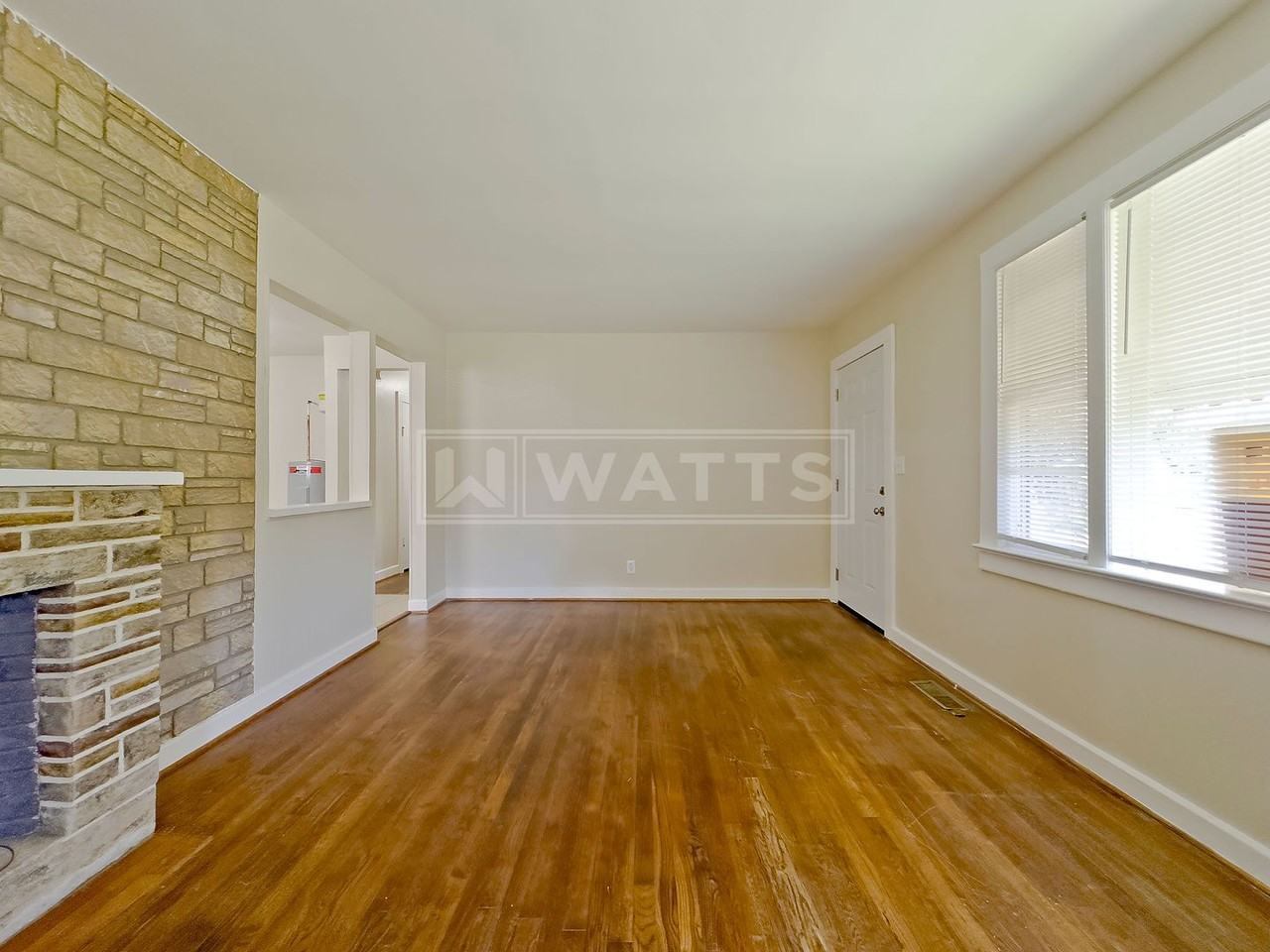 409 Foust Ct - Photo 4 of 16