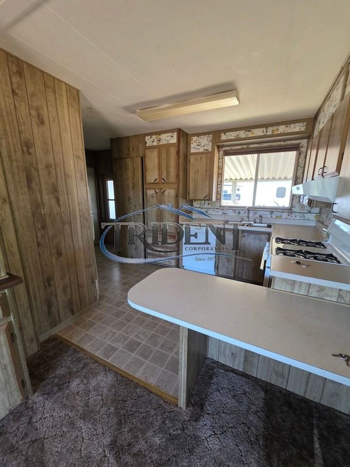 730 Stimpson Rd - Photo 5 of 13