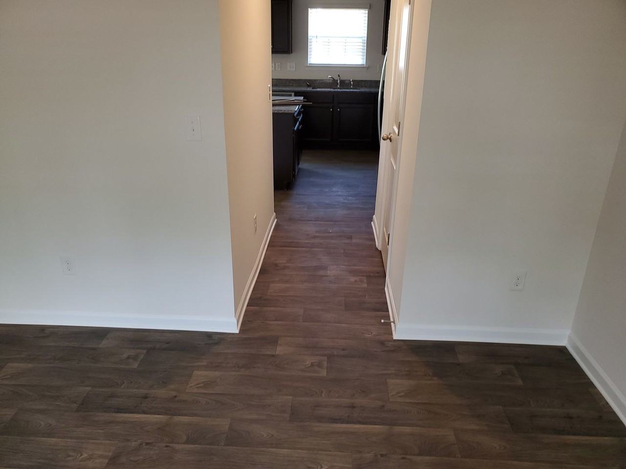 508 Elmwood Pond Ct - Photo 3 of 28