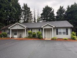 featured image of 747 Lake Dr