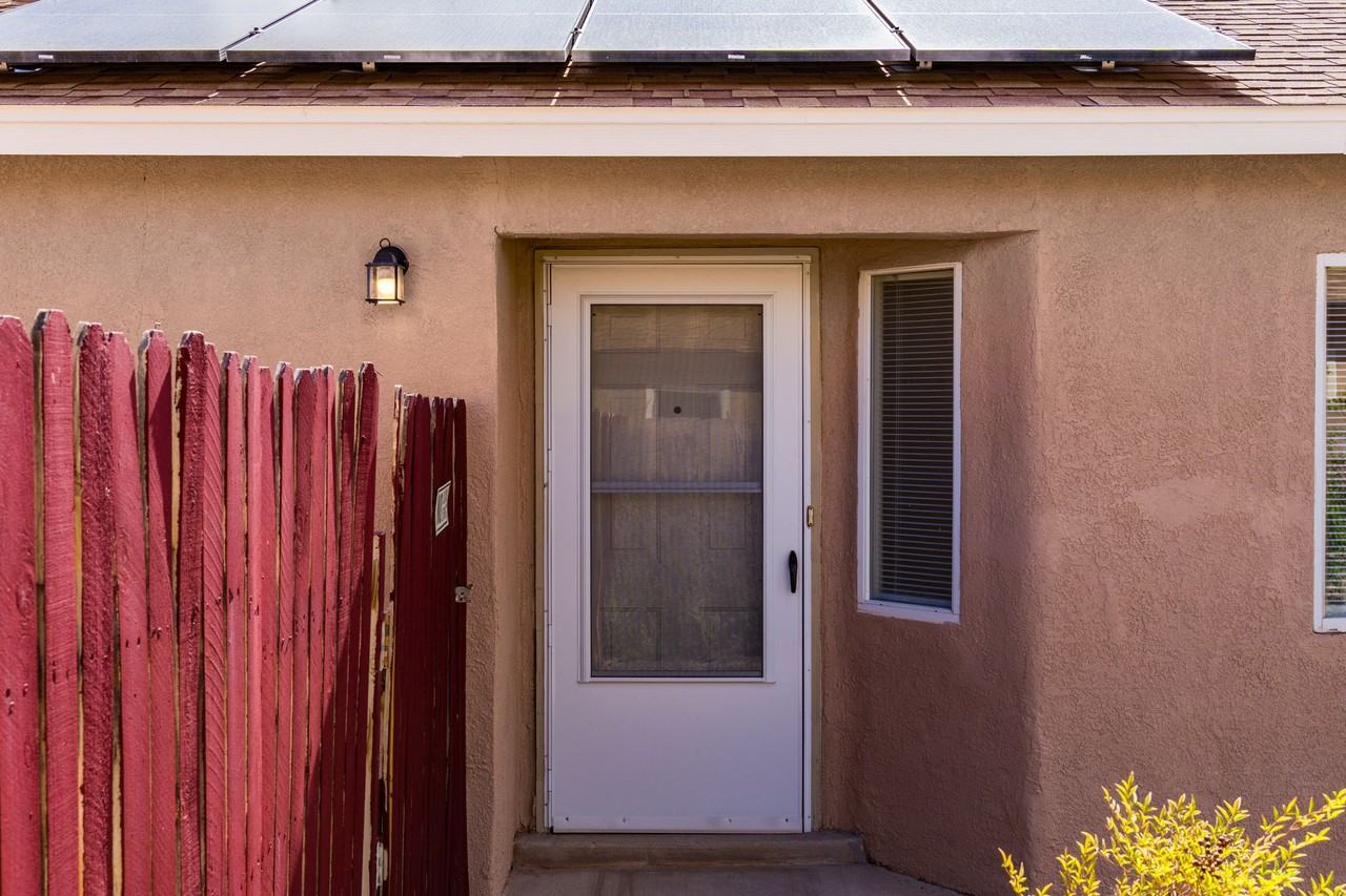 4705 Chow Ct Ne #1 - Photo 4 of 38