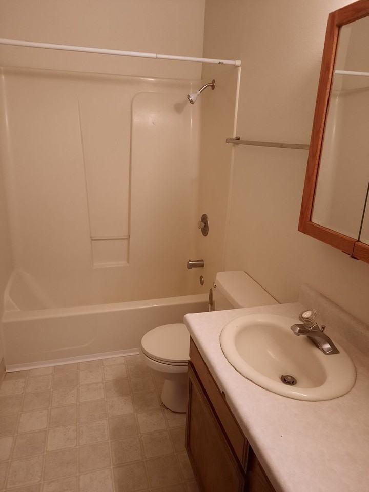 160 Curry Dr - Photo 4 of 4