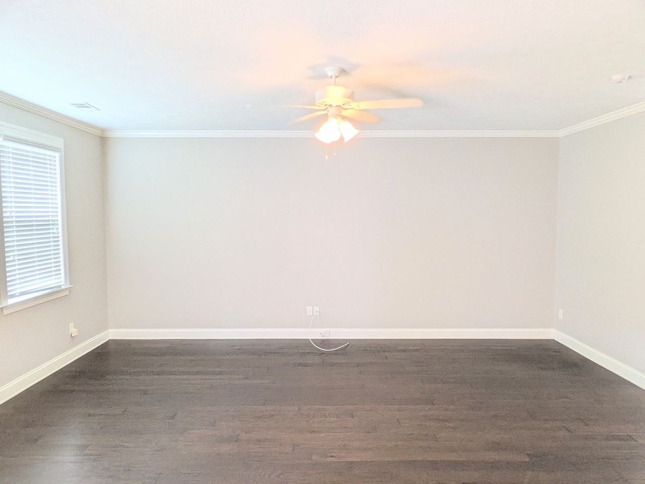 2645 Waites Dr - Photo 7 of 34