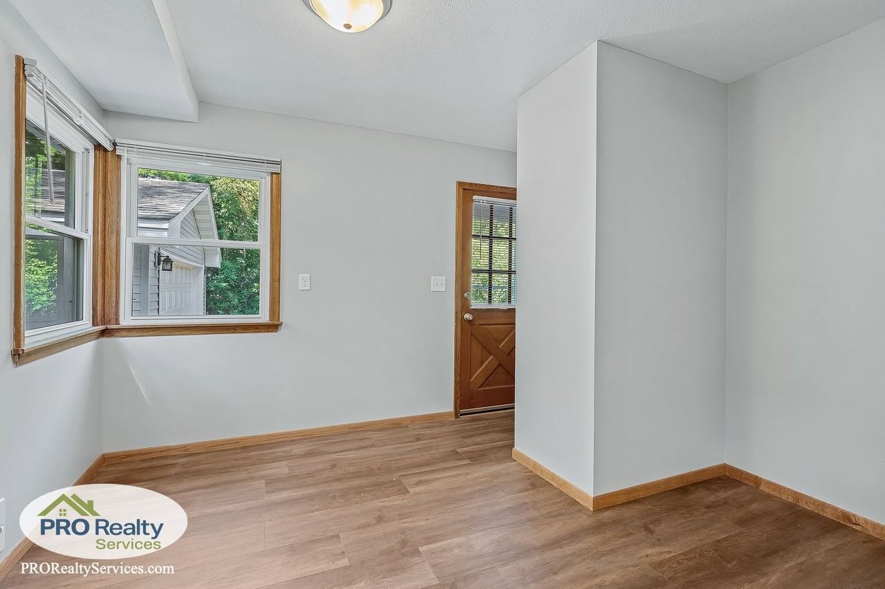 4672 Morris Ln - Photo 5 of 22