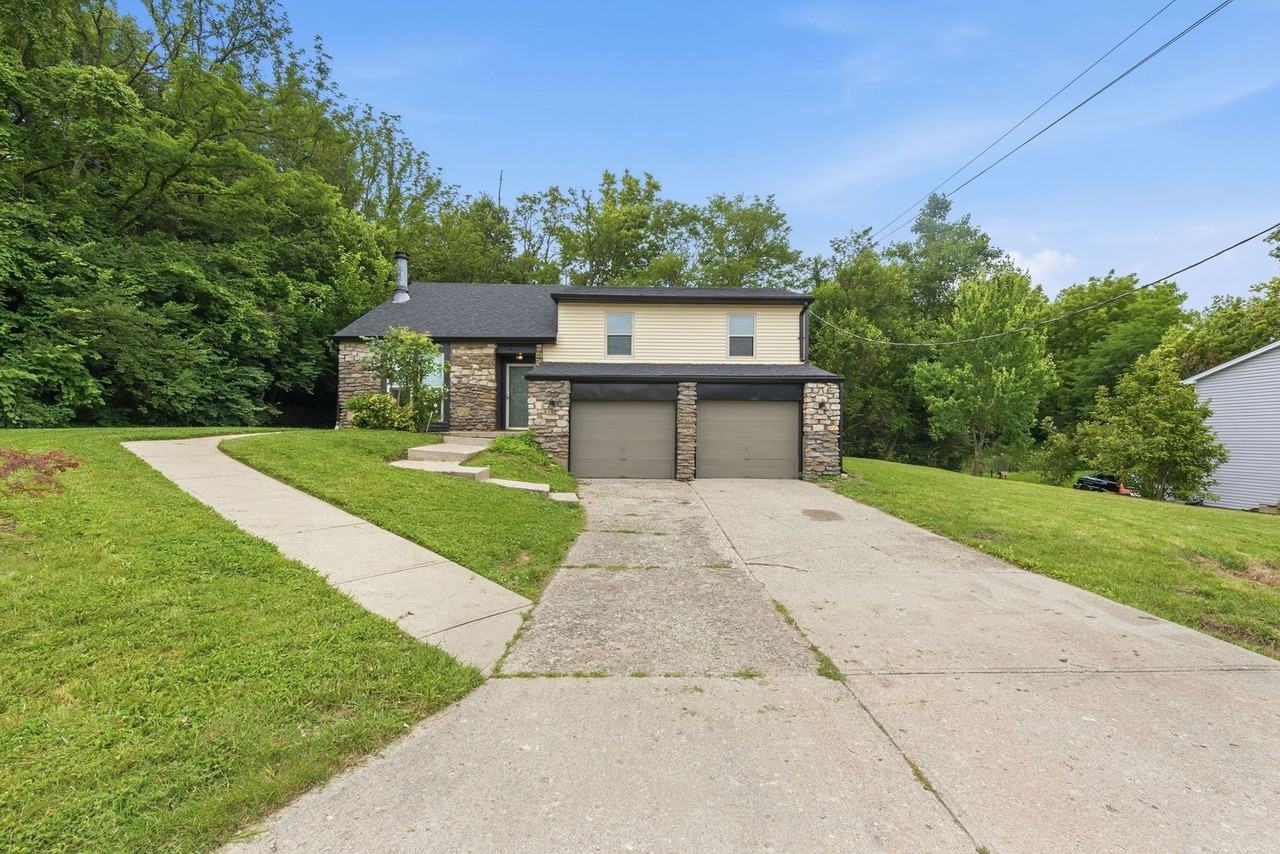 4321 Westwood Northern Blvd - Photo 2 of 44