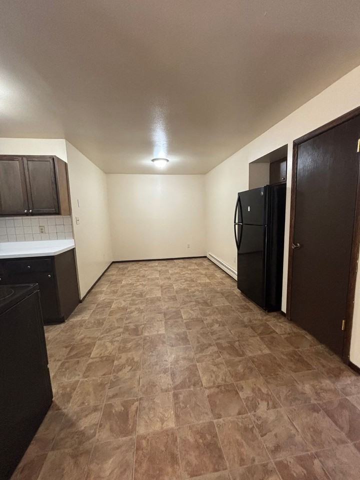 8548 W. Appleton Ave. - Photo 3 of 15
