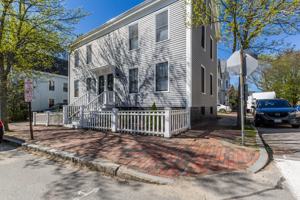 featured image of 140 Clark St