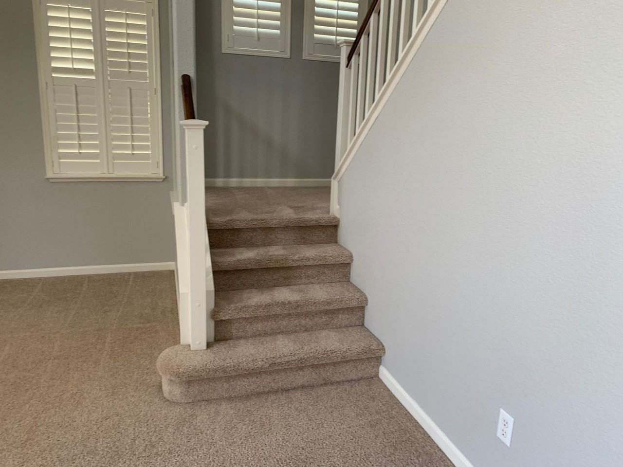 492 Tilden Cir - Photo 4 of 21