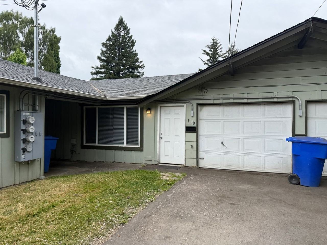 1110 1110 N 1st Ave - tri - Plex - Multi - Family - Photo 2 of 17