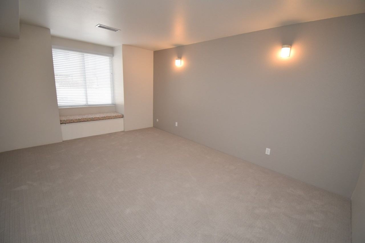 1168 S Foothill Dr #624 - Photo 6 of 11