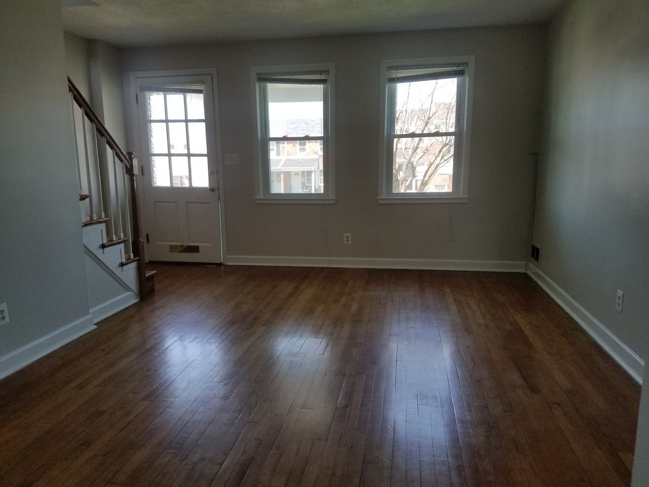 6929 Conley St - Photo 3 of 22