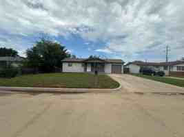 featured image of 1705 Melody Dr
