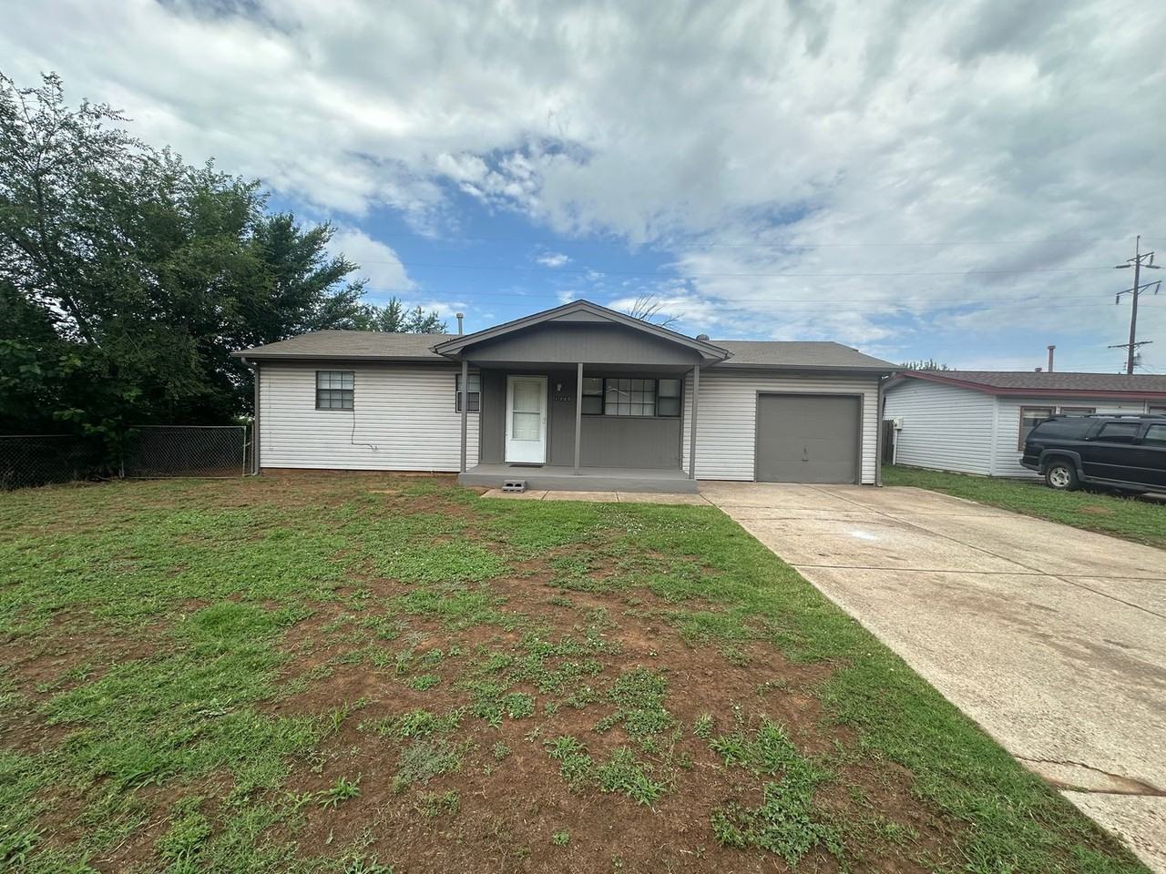 1705 Melody Dr - Photo 4 of 48
