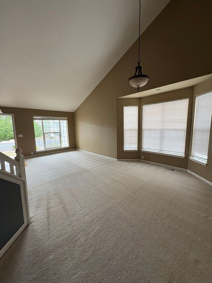 5110 Sand Hill Dr - Photo 3 of 24