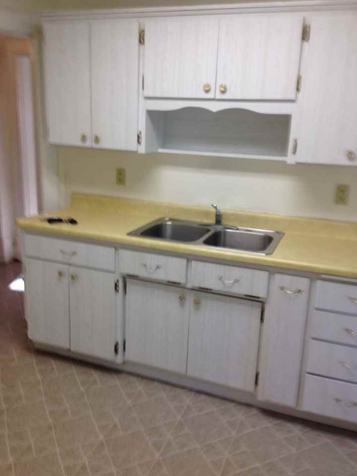 308 4th St Se - Photo 3 of 9