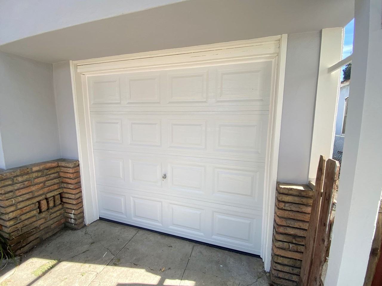 2717 N Crescent Ave - Photo 2 of 12