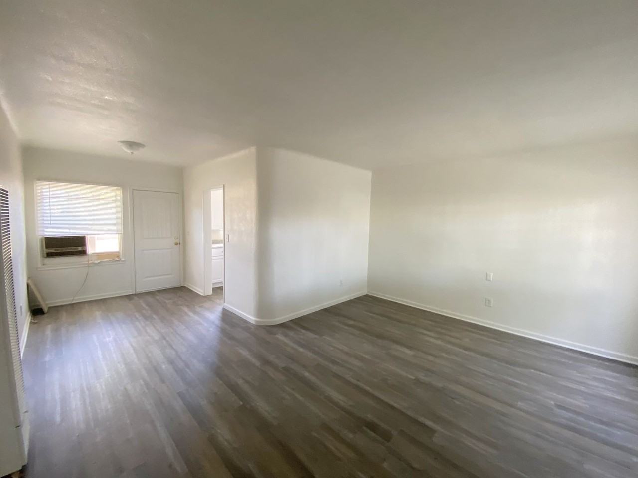 2717 N Crescent Ave - Photo 5 of 12