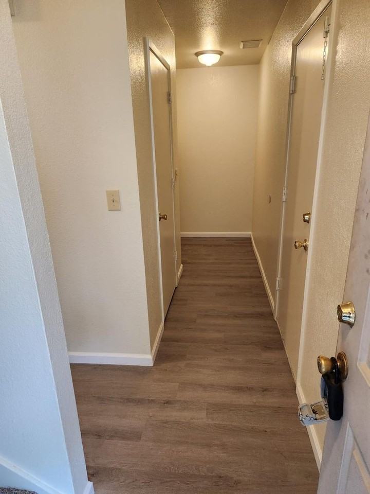 2339 Ferry St - Photo 2 of 14