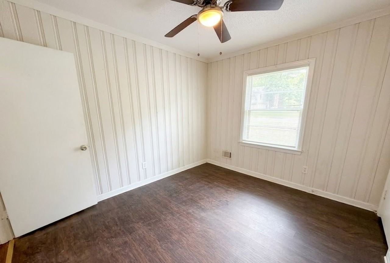 1502 Rolling Hills Dr - Photo 7 of 17