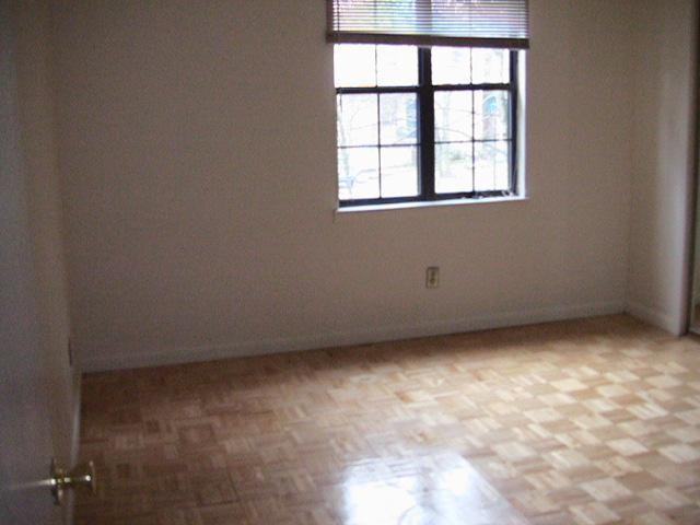 5163 Hunters Point Ln - Photo 6 of 13