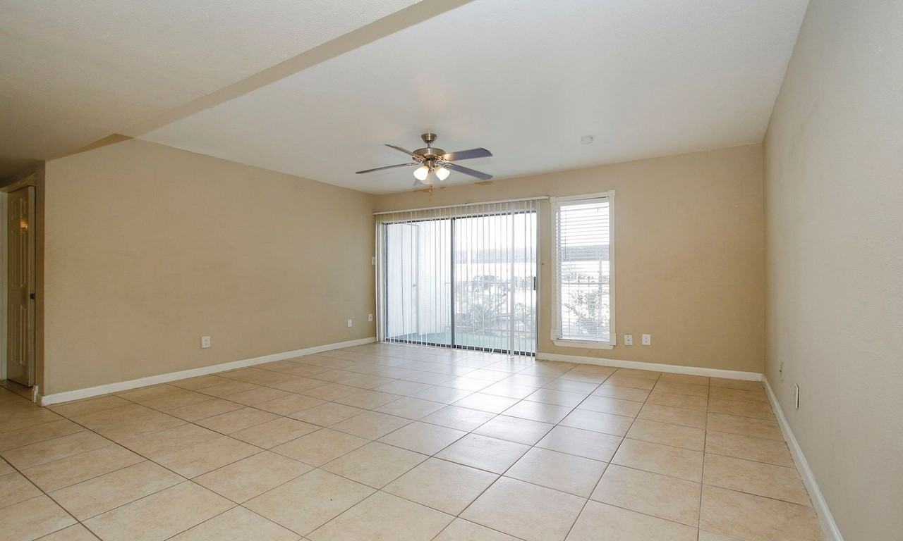 2822 S Bartell Dr #H6 - Photo 7 of 35