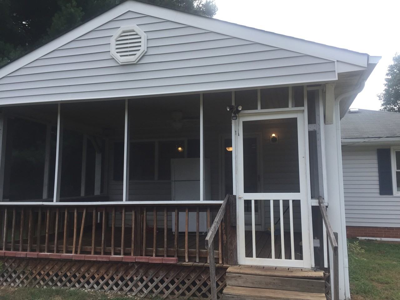 2505 Yanceyville St - Photo 2 of 12
