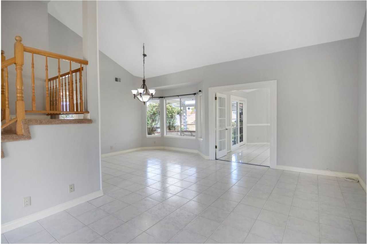 24241 Tama Ln - Photo 3 of 32