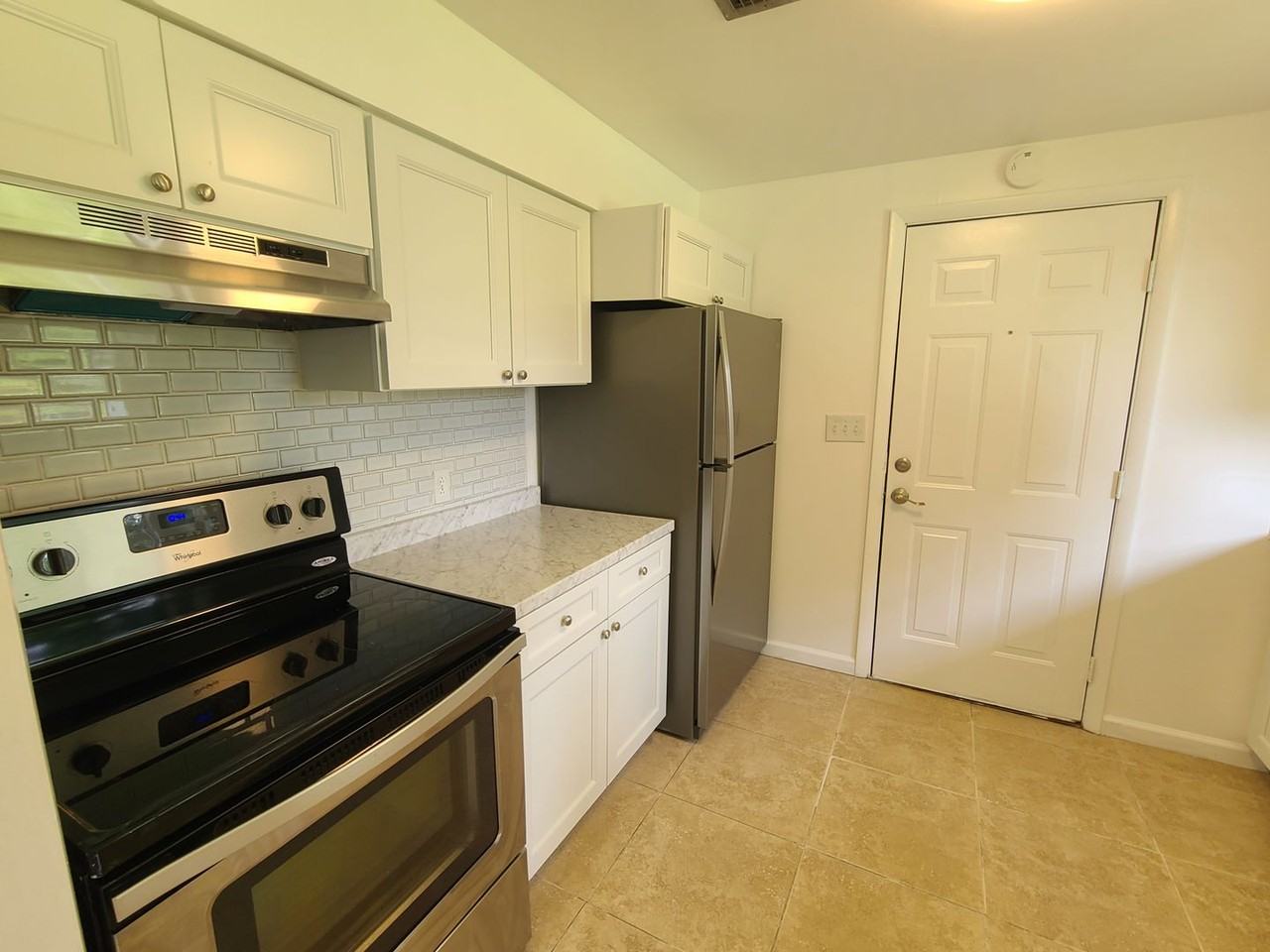 16579 Sw 137th Ave - Photo 4 of 19