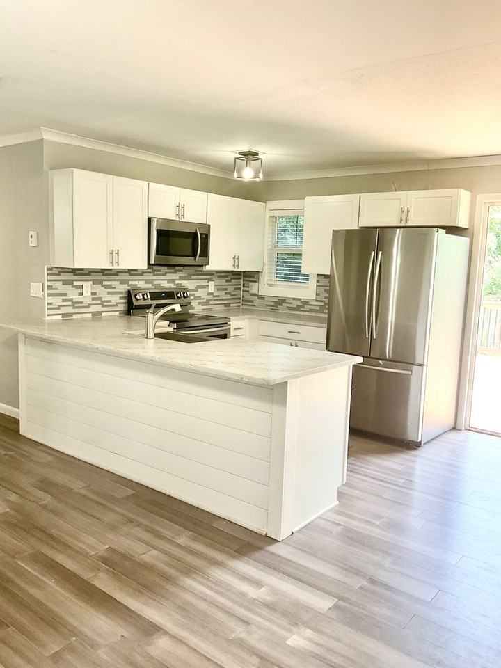1473 Keith Dr - Photo 2 of 15