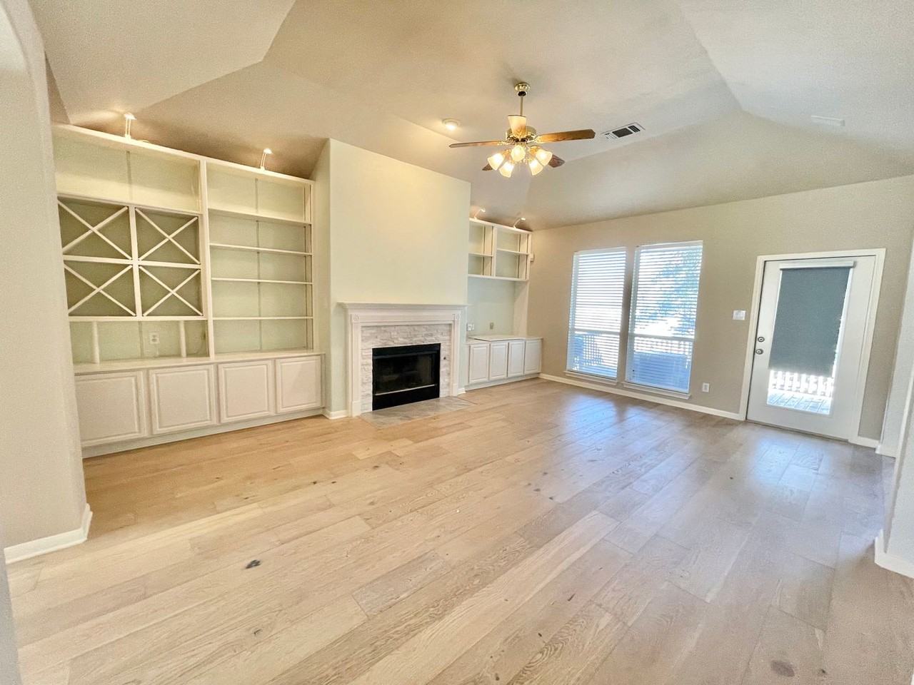 707 Belmark Ct - Photo 5 of 35