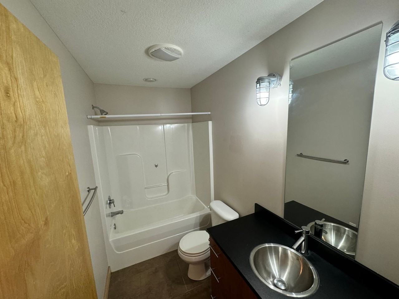 112 Silo Pl - Photo 4 of 10