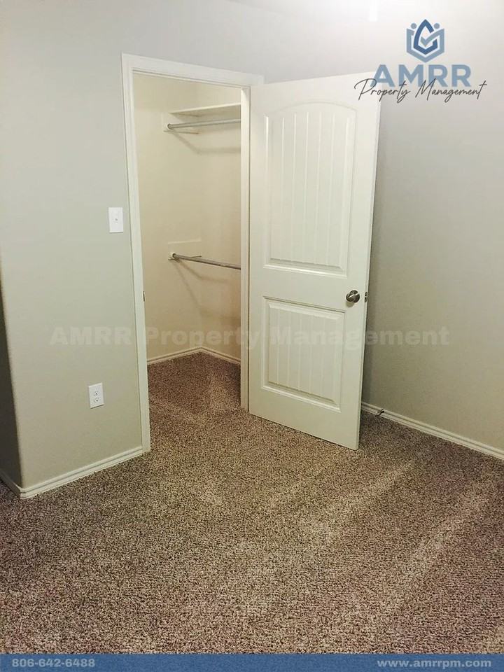 2807 113th St - Photo 5 of 12