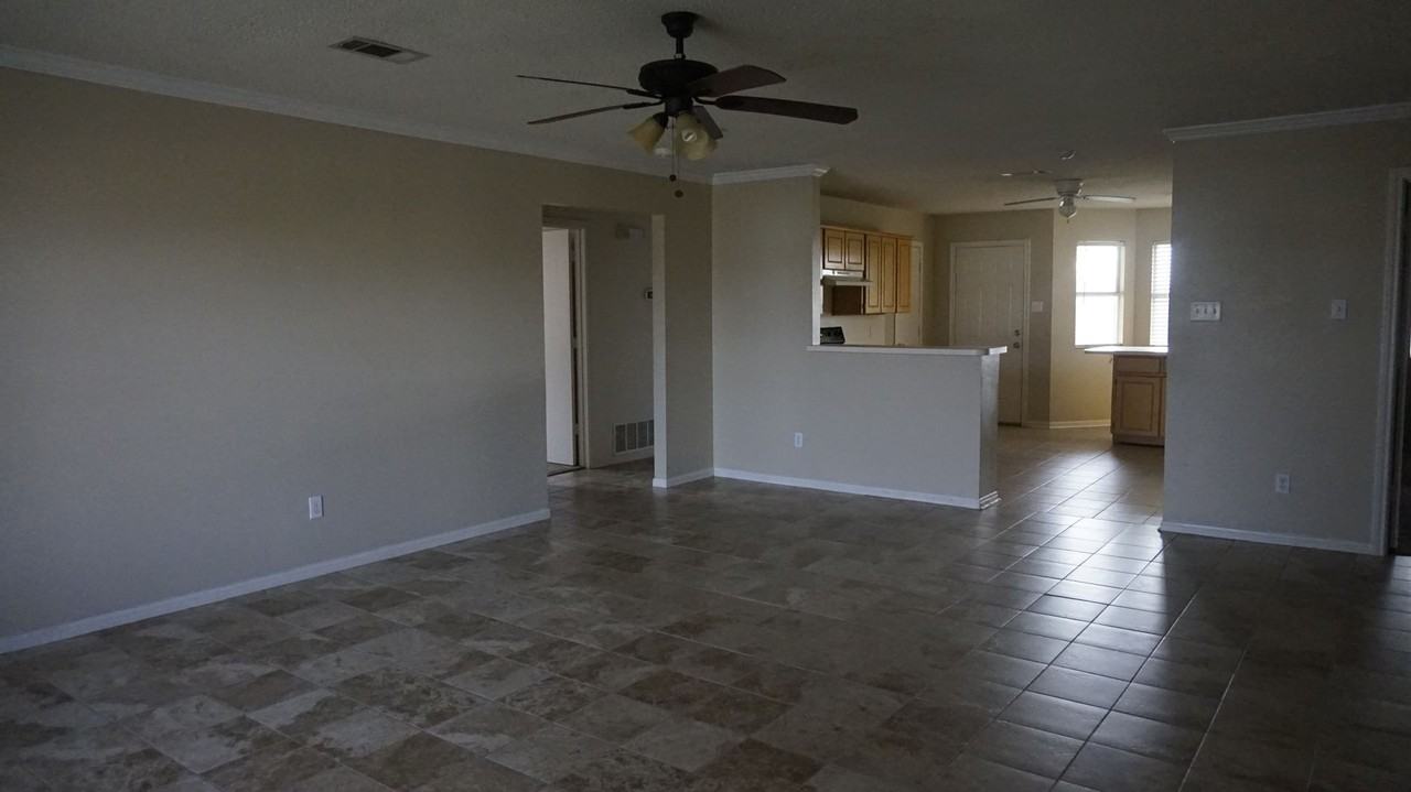 4304 Sand Dollar Dr - Photo 2 of 21