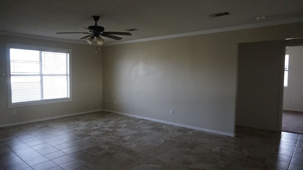 4304 Sand Dollar Dr - Photo 3 of 21