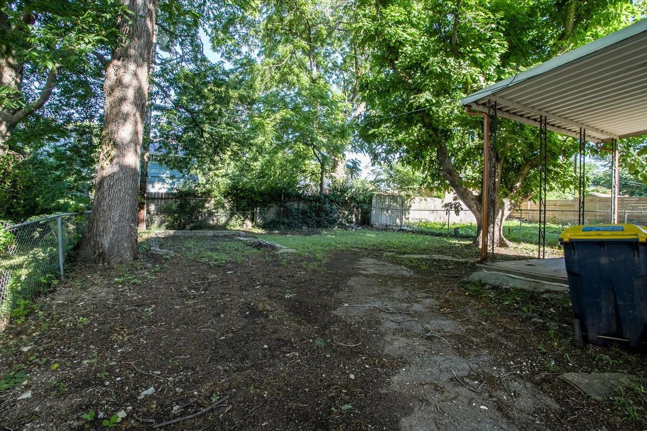 3408 Bellefontaine Ave - Photo 3 of 31