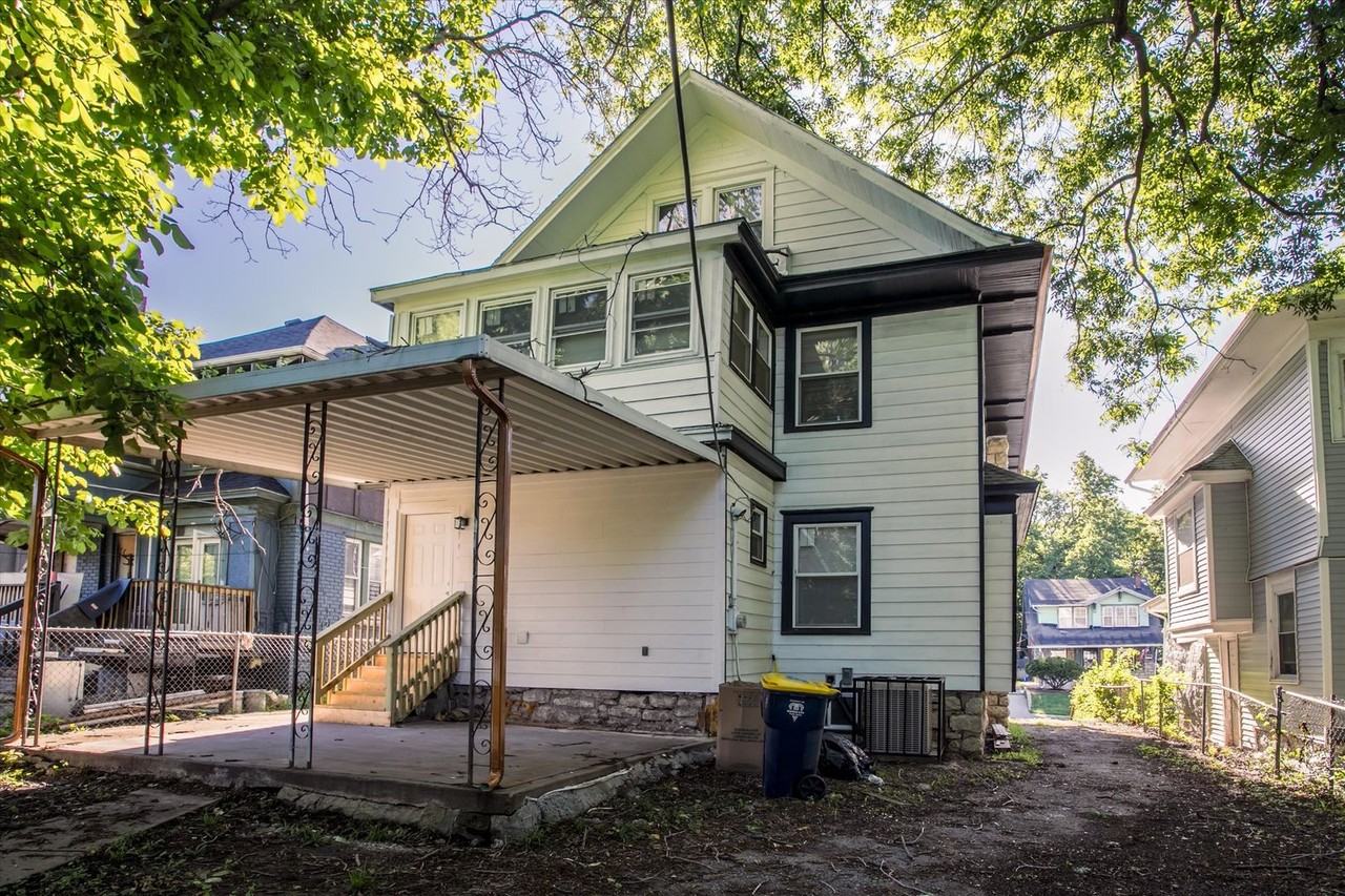 3408 Bellefontaine Ave - Photo 4 of 31