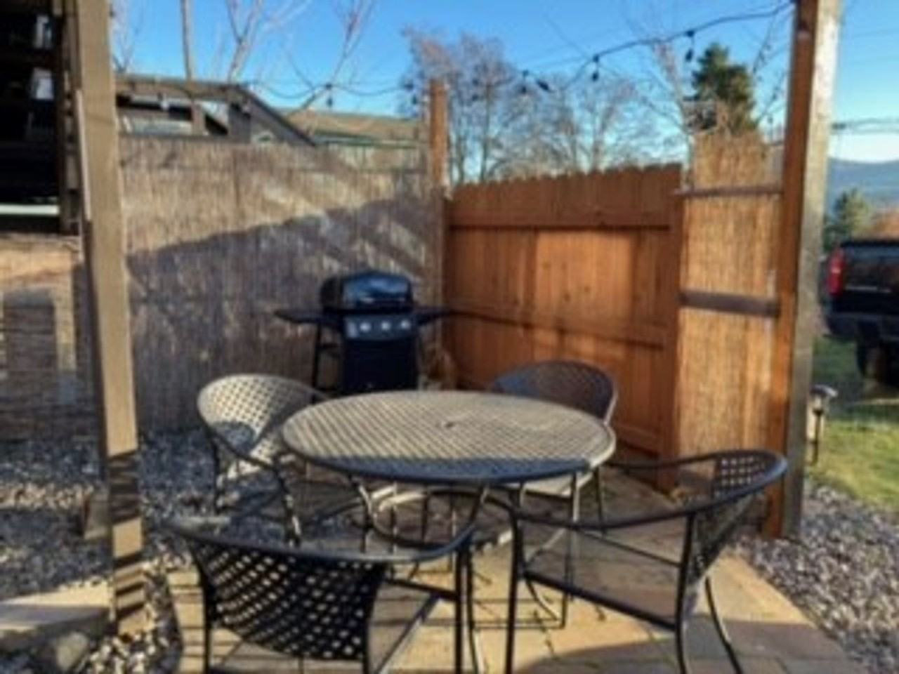 111 E Jewett Blvd - Photo 6 of 6