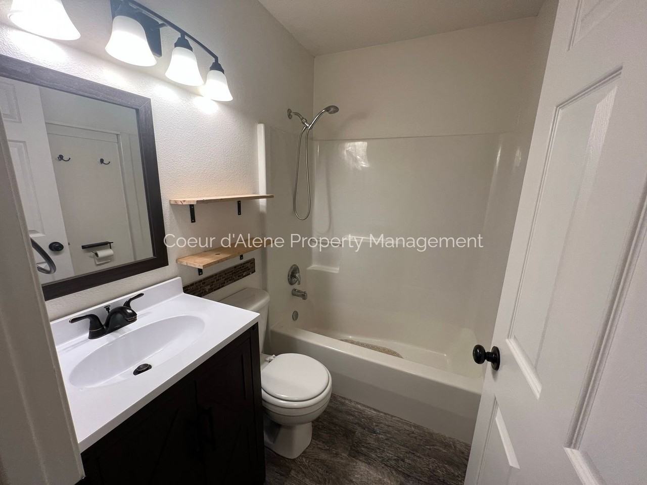 6720 W Legacy Dr - Photo 5 of 11